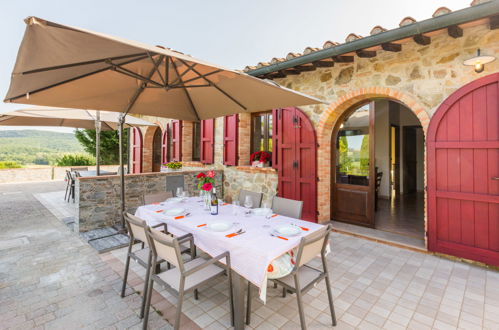 Foto 40 - Casa con 2 camere da letto a Montecatini Val di Cecina con piscina e terrazza