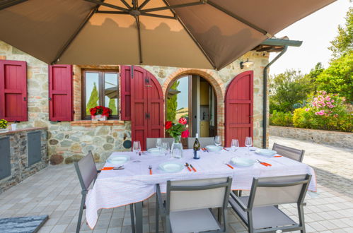 Foto 6 - Casa con 2 camere da letto a Montecatini Val di Cecina con piscina e giardino