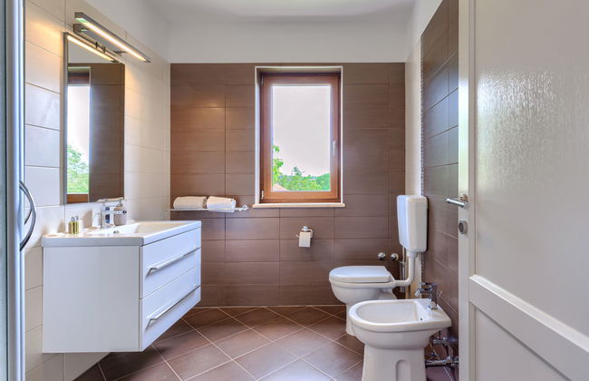 Casa de 4 quartos em Sveti Petar u Šumi com piscina privada e jardim - Foto 40