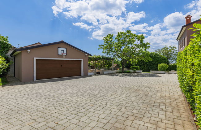 Casa de 4 quartos em Sveti Petar u Šumi com piscina privada e jardim - Foto 17