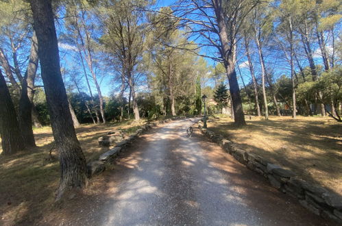 Photo 20 - Maison de 2 chambres à Grans avec piscine et jardin