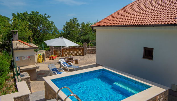 Apartamento de 2 quartos em Karlobag com piscina e jardim - Foto 3