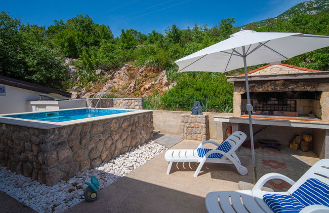 Appartamento con 2 camere da letto a Karlobag con piscina e giardino - Foto 6