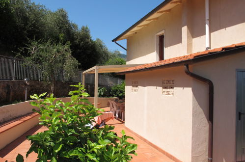 Foto 18 - Apartamento de 2 quartos em Camaiore com jardim e terraço