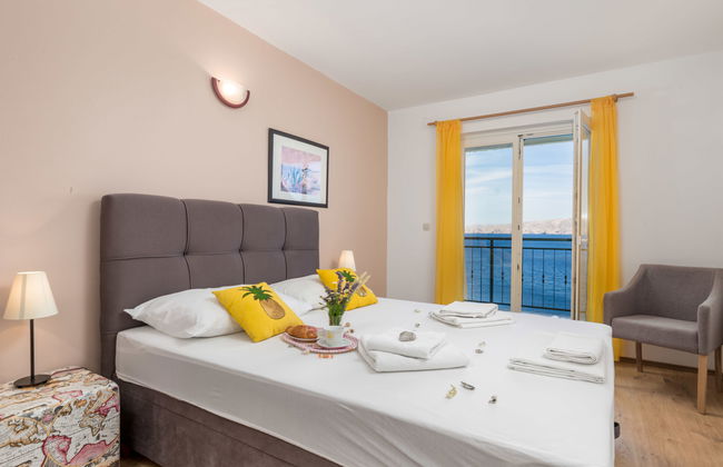 Apartamento de 2 quartos em Senj com piscina e jardim - Foto 3