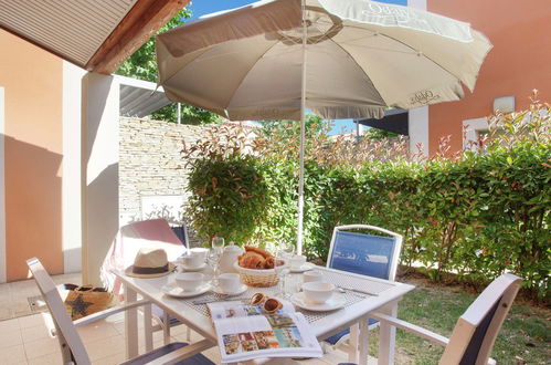 Photo 21 - Maison de 1 chambre à Aigues-Mortes avec piscine et terrasse