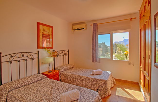 Casa de 6 quartos em Calp com piscina privada e jardim - Foto 10