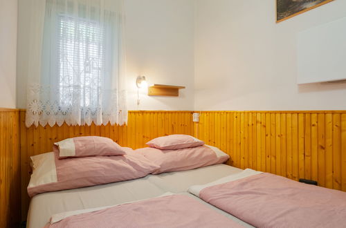 Foto 5 - Casa de 2 quartos em Balatonakali com jardim e terraço