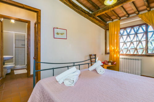 Foto 17 - Apartamento de 2 quartos em Greve in Chianti com piscina e jardim