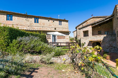 Foto 24 - Appartamento con 2 camere da letto a Greve in Chianti con piscina e giardino