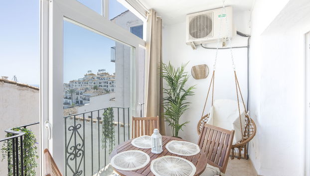 3 bedroom Apartment in Marbella with terrace - Photo 2