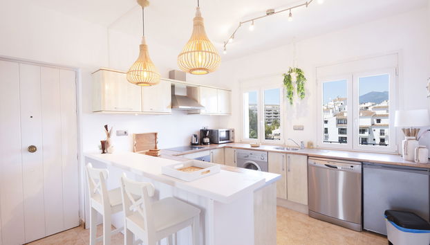 3 bedroom Apartment in Marbella with terrace - Photo 3