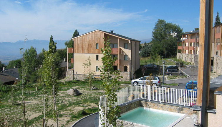 Photo 1 - Appartement de 2 chambres à Font-Romeu-Odeillo-Via avec piscine et jardin