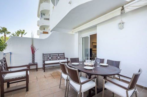 Photo 18 - 3 bedroom Apartment in Marbella with swimming pool and sea view