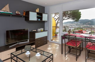 Photo 2 - 1 bedroom Apartment in Tossa de Mar with sea view