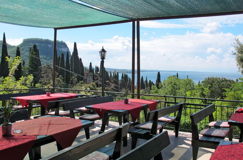 Photo 5 - Maison de 2 chambres à Garda avec piscine et vues sur la montagne