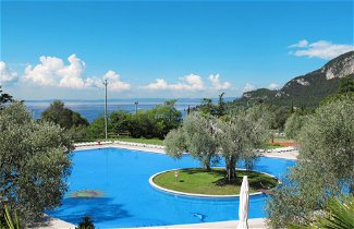 Foto 1 - Casa con 2 camere da letto a Garda con piscina e vista sulle montagne