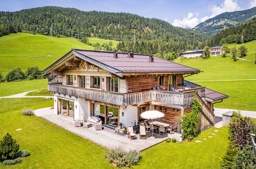 Photo 1 - Appartement de 4 chambres à Maria Alm am Steinernen Meer avec jardin et sauna