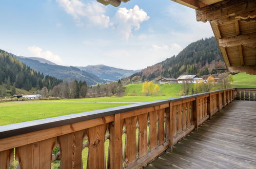 Foto 42 - Apartamento de 4 habitaciones en Maria Alm am Steinernen Meer con sauna y vistas a la montaña