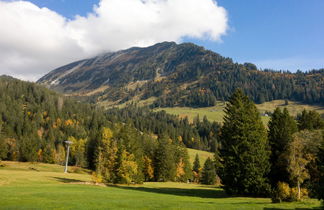 Foto 2 - Appartamento con 3 camere da letto a Amden con vista sulle montagne