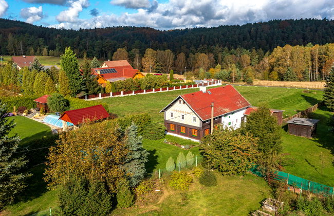 Casa de 4 quartos em Kámen com piscina privada e jardim - Foto 37