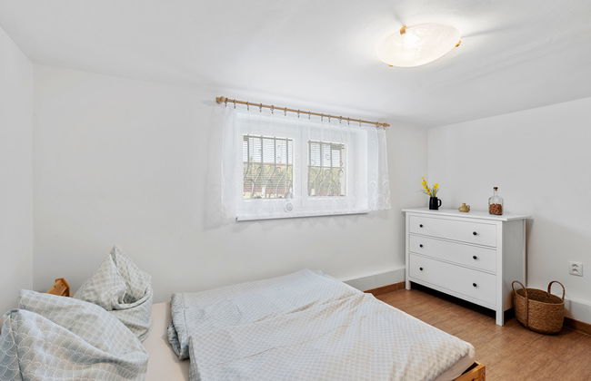 Casa de 4 quartos em Kámen com piscina privada e jardim - Foto 17