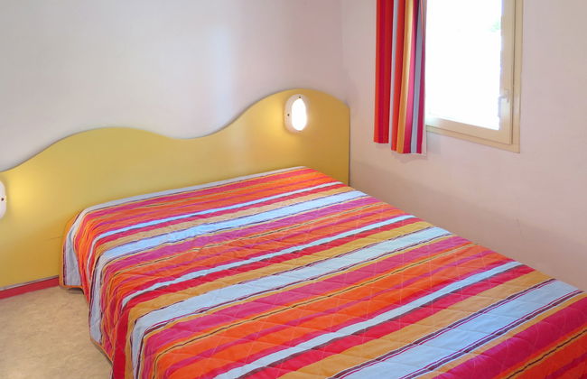 Casa de 3 quartos em Arès com piscina e jardim - Foto 4