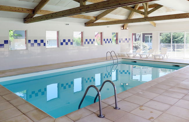 Casa de 3 quartos em Arès com piscina e jardim - Foto 14