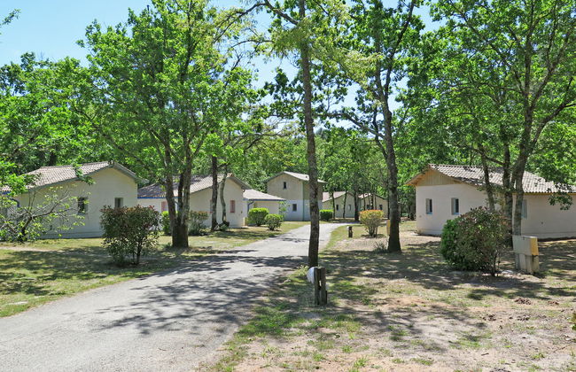 Casa de 3 quartos em Arès com piscina e jardim - Foto 17