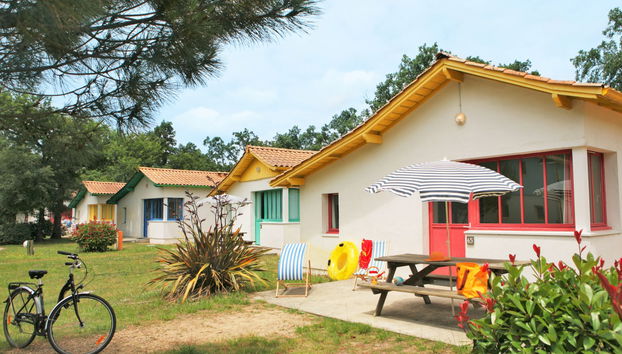 Haus mit 3 Schlafzimmern in Arès mit schwimmbad und garten - Foto 2