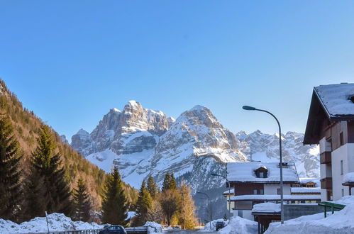 Photo 30 - Appartement de 2 chambres à Pinzolo avec jardin et vues sur la montagne