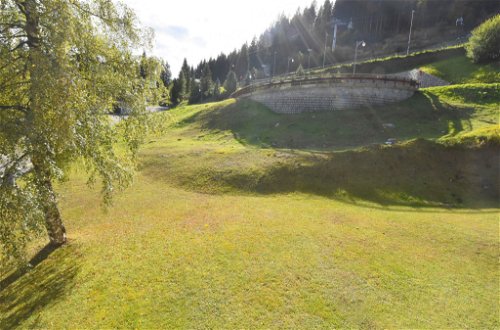 Photo 23 - 2 bedroom Apartment in Pinzolo with garden and mountain view