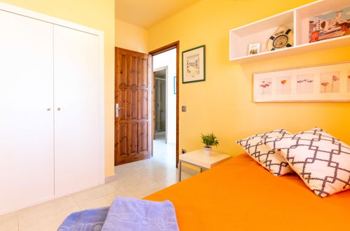 Foto 16 - Apartamento de 2 habitaciones en Castelló d'Empúries con terraza y vistas al mar