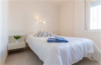 Foto 3 - Apartamento de 2 quartos em Castelló d'Empúries com terraço e vistas do mar