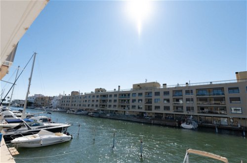 Foto 24 - Apartamento de 2 quartos em Castelló d'Empúries com terraço e vistas do mar