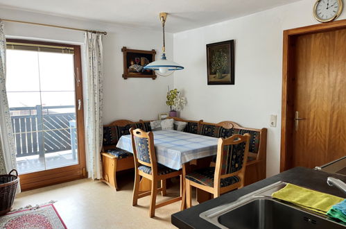 Foto 2 - Appartamento con 2 camere da letto a Filzmoos con giardino e vista sulle montagne