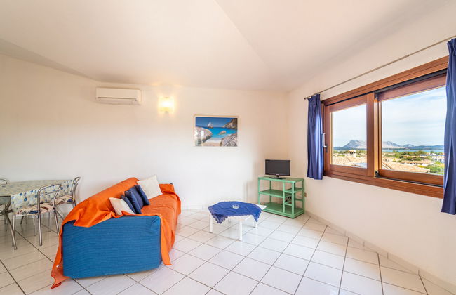 Appartement de 3 chambres à San Teodoro avec jardin - Photo 3