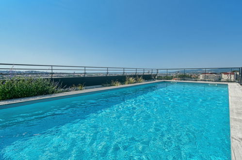 Foto 2 - Apartamento de 2 habitaciones en Fréjus con piscina y vistas al mar