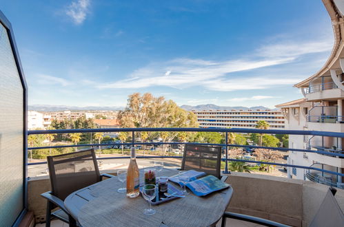 Foto 1 - Apartamento de 1 habitación en Fréjus con terraza y vistas al mar