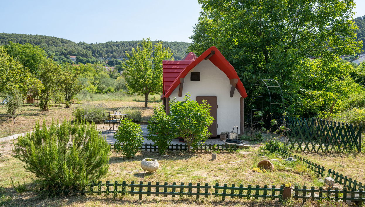 Casa de 1 quarto em Skradin com jardim e terraço - Foto 1