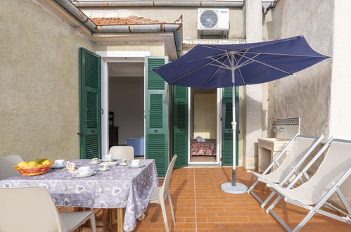 Photo 15 - Apartment in Finale Ligure with garden and terrace