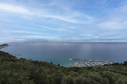 Photo 26 - Apartment in Finale Ligure with garden and sea view