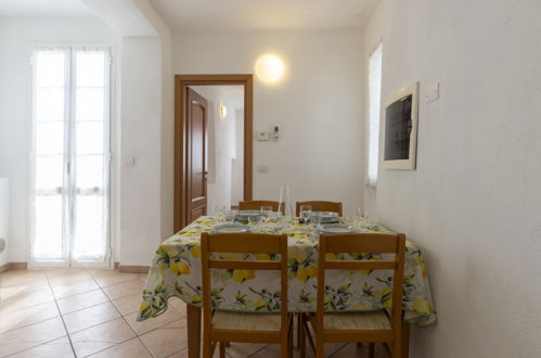 Foto 29 - Apartamento en Finale Ligure con jardín y vistas al mar