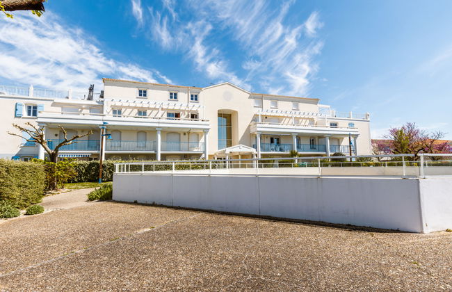 Casa de 3 quartos em Vaux-sur-Mer com piscina e jardim - Foto 19