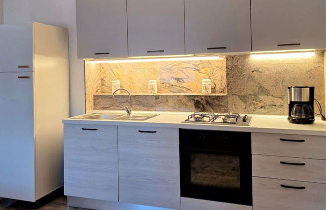 Apartamento de 3 quartos em Brenzone sul Garda com piscina e jardim - Foto 11