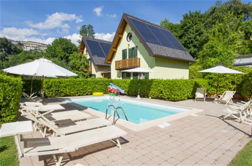 Foto 1 - Casa de 2 quartos em Coreglia Antelminelli com piscina e jardim