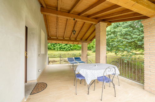 Photo 22 - Appartement de 2 chambres à Castelveccana avec jardin et terrasse