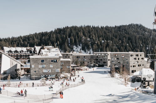 Foto 42 - Apartamento de 2 habitaciones en Laax con vistas a la montaña