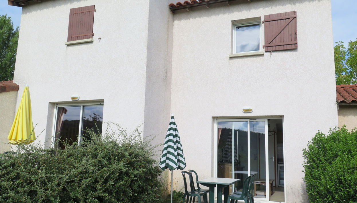 Haus mit 2 Schlafzimmern in Cajarc mit schwimmbad und garten - Foto 1