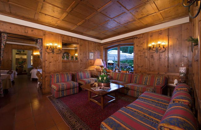 Hotel Villa Blu Cortina D'Ampezzo - Foto 8